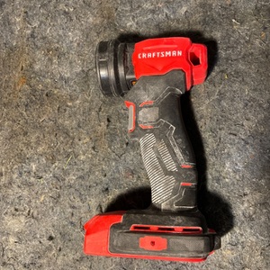 CRAFTSMAN V20 20-volt max Lithium ion (Li-ion) Cordless 140-Lumen LED Flashlight